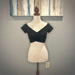 Bebe | Black Crisscross Zipper Up | Crop Top S